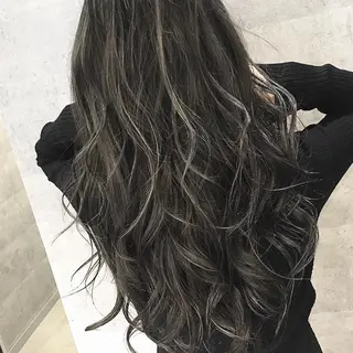 ロング カラー ✨MiL✨ ✨心斎橋✨のヘアスタイル