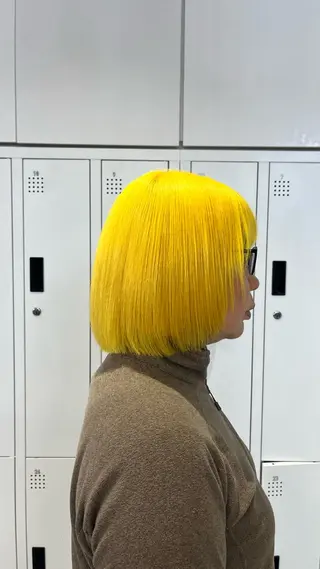 ミディアム カラー センターパート/カラ ーメッシュ📍ﾕﾘのヘアスタイル