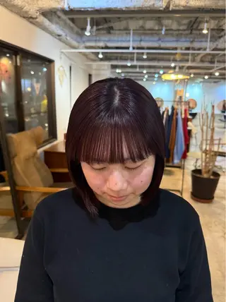 ミディアム カラー Miyu .のヘアスタイル