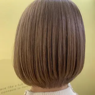 ショート カラー hubhair レイヤー/透明感のヘアスタイル