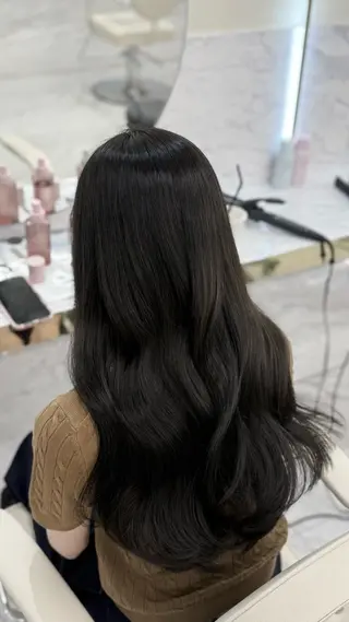 ロング コハナ🩰🤍／韓国 透明感color🍒のヘアスタイル