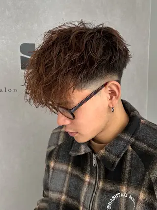 ショート パーマ メンズ 濱口 健慎のヘアスタイル