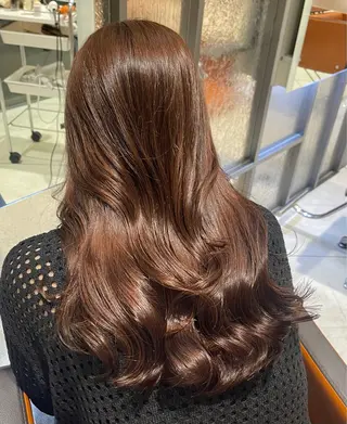 カラー 前田 彩良のヘアスタイル