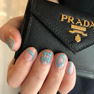 ネイル パラあり！フィルイン 美フォルムのネイルデザイン
