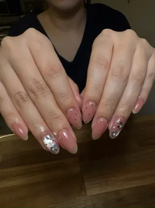 ネイル ユリ🎀長さだし/ パラジェル/持ち込みのネイルデザイン