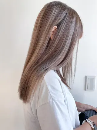 ロング カラー 盛れる艶髪カラー Harusa🎀のヘアスタイル