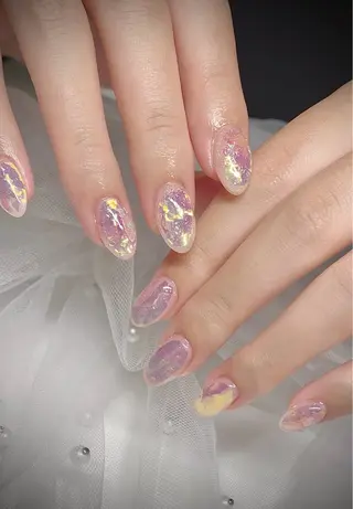 ネイル I-nailロング /ワンホン/キラキラのネイルデザイン