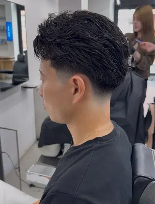 ショート パーマ メンズ 亀井隆汰/メンズ専門 パーマ/フェード可のヘアスタイル