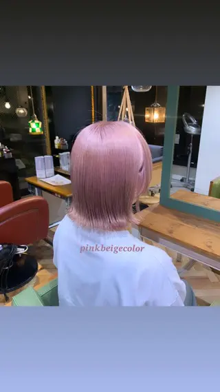 ミディアム 渡邉 彩愛のヘアスタイル