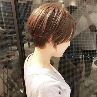 ショート カラー 大人女性ショート専門 tomodaのヘアスタイル
