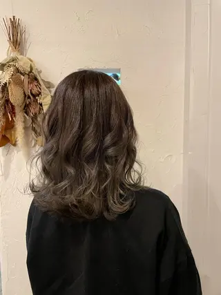 ミディアム カラー 🌸小掛🌸 豊橋外国人風カラーのヘアスタイル