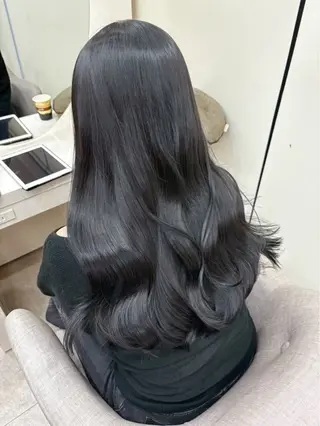 ロング カラー 松本 心優のヘアスタイル