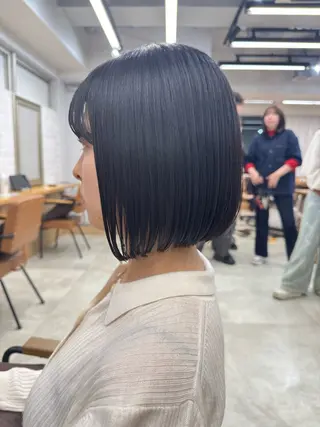 ショート レイヤー/ショート/ 透明感/銀座/れんのヘアスタイル