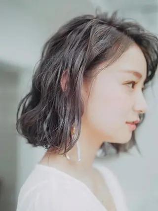 ミディアム カラー ヘアアレンジ 【公式】amble luxe池袋東口🩷のヘアスタイル