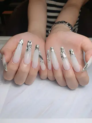 ネイル akina nailsのネイルデザイン