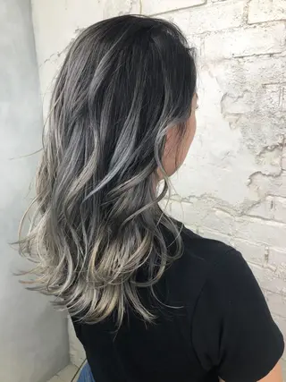 セミロング カラー welring hair salonのヘアスタイル