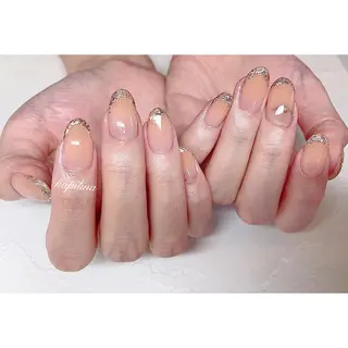 セミロング kapilina salonの眉毛・アイブロウイメージ
