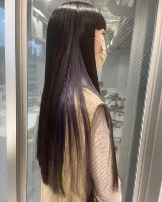 ロング カラー ウルフカット／吉村 桃子のヘアスタイル