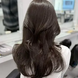 カラー ブリーチなし🪽 透明感/横浜🪞のヘアスタイル