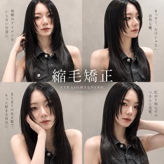 ロング REIYA 縮毛矯正 透明感カラーのヘアスタイル