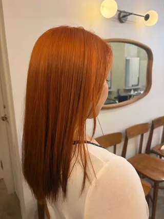 セミロング カラー 尾藤 浩一のヘアスタイル