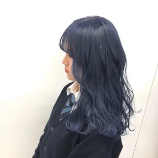 ロング 赤髪/ワインレッド/ 韓国系 まなかのヘアスタイル