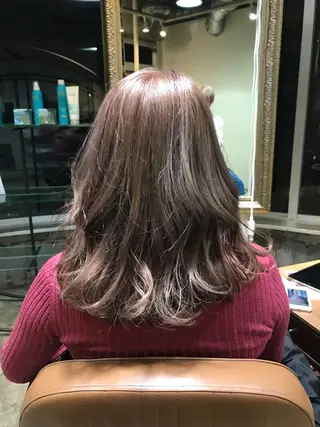 セミロング カラー パーマ ヘアアレンジ メンズ キッズ ネイル マツエク・マツパ サロンドミルク 渋谷高比良のヘアスタイル
