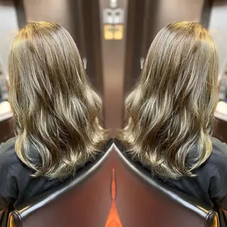 ミディアム カラー ヘアアレンジ Luzir⭐︎ GEN⭐︎のヘアスタイル