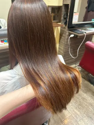 ロング カラー 中村紫乃/艶髪. 縮毛矯正.白髪染めのヘアスタイル
