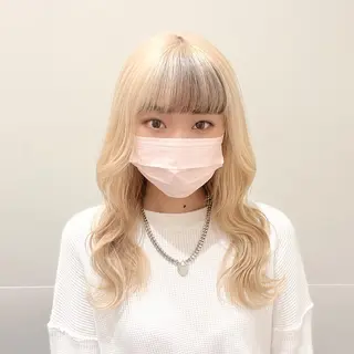 セミロング カラー 🩵ブリーチカラー MIORI🩵のヘアスタイル