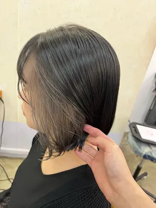 ミディアム カラー i sのヘアスタイル