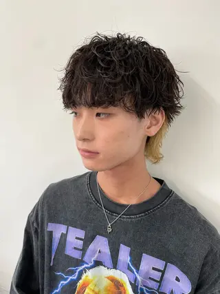ショート カラー パーマ ヘアアレンジ メンズ 亀井隆汰/メンズ専門 パーマ/フェード可のヘアスタイル