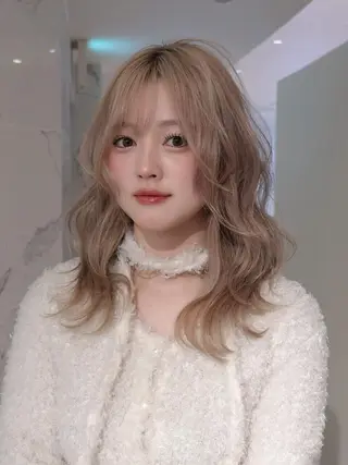 セミロング アヴァンスクロス あべのルシアス店のヘアスタイル