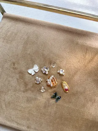 ネイル レイレア ネイルルームのネイルデザイン