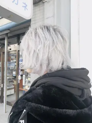 メンズ ゆぴ☾/推しカラー /ハイトーンのヘアスタイル