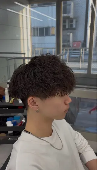メンズ LEO/メンズパーマ 指名率90%のヘアスタイル