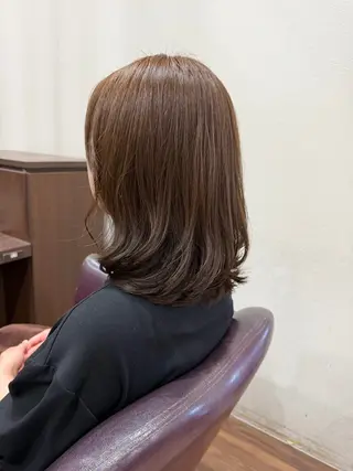 セミロング カラー 仲井 充のヘアスタイル