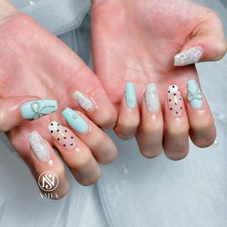 セミロング 🌟AMIA BEAUTY🌟のネイルデザイン