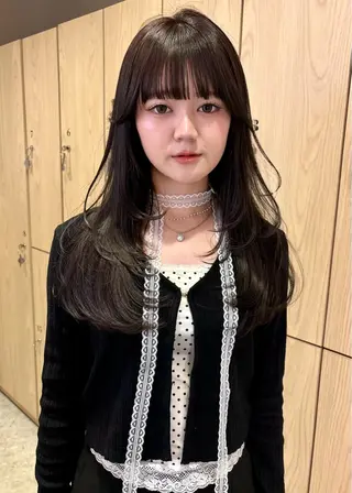 ロング カラー よしだ はるのヘアスタイル