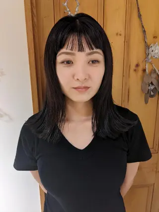 ミディアム マエハラ ナナのヘアスタイル