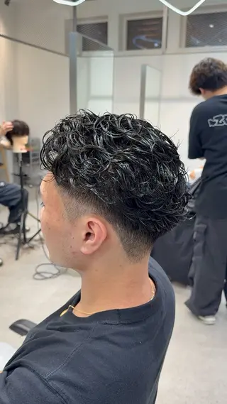 ショート パーマ fifth 村田 悠輔のヘアスタイル