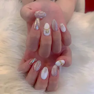 ネイル Tinaネイル 難波のネイルデザイン