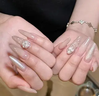 ネイル Pure&Rich Nailのネイルデザイン
