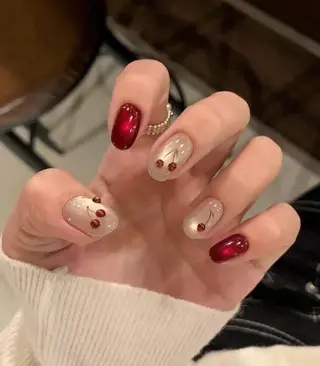 ネイル T. Leeのネイルデザイン