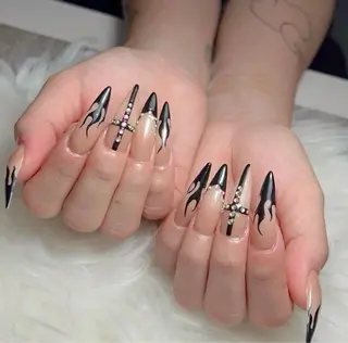 ネイル Lyna 池袋のネイルデザイン