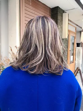 ミディアム コクブ アキヨのヘアスタイル
