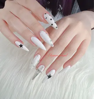 ネイル Elegance Nail本厚木店舗のネイルデザイン