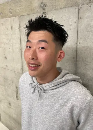ショート 西宮北口パーマ 鮫島竜海のヘアスタイル