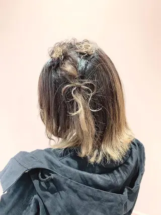 ミディアム ヘアアレンジ Acchon/心斎橋 💚ダブルカラーのヘアスタイル