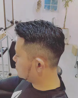 ショート 山口 晃也のヘアスタイル